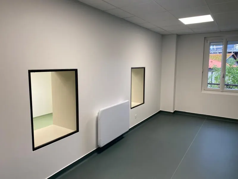 Salle de soins finitions intérieures