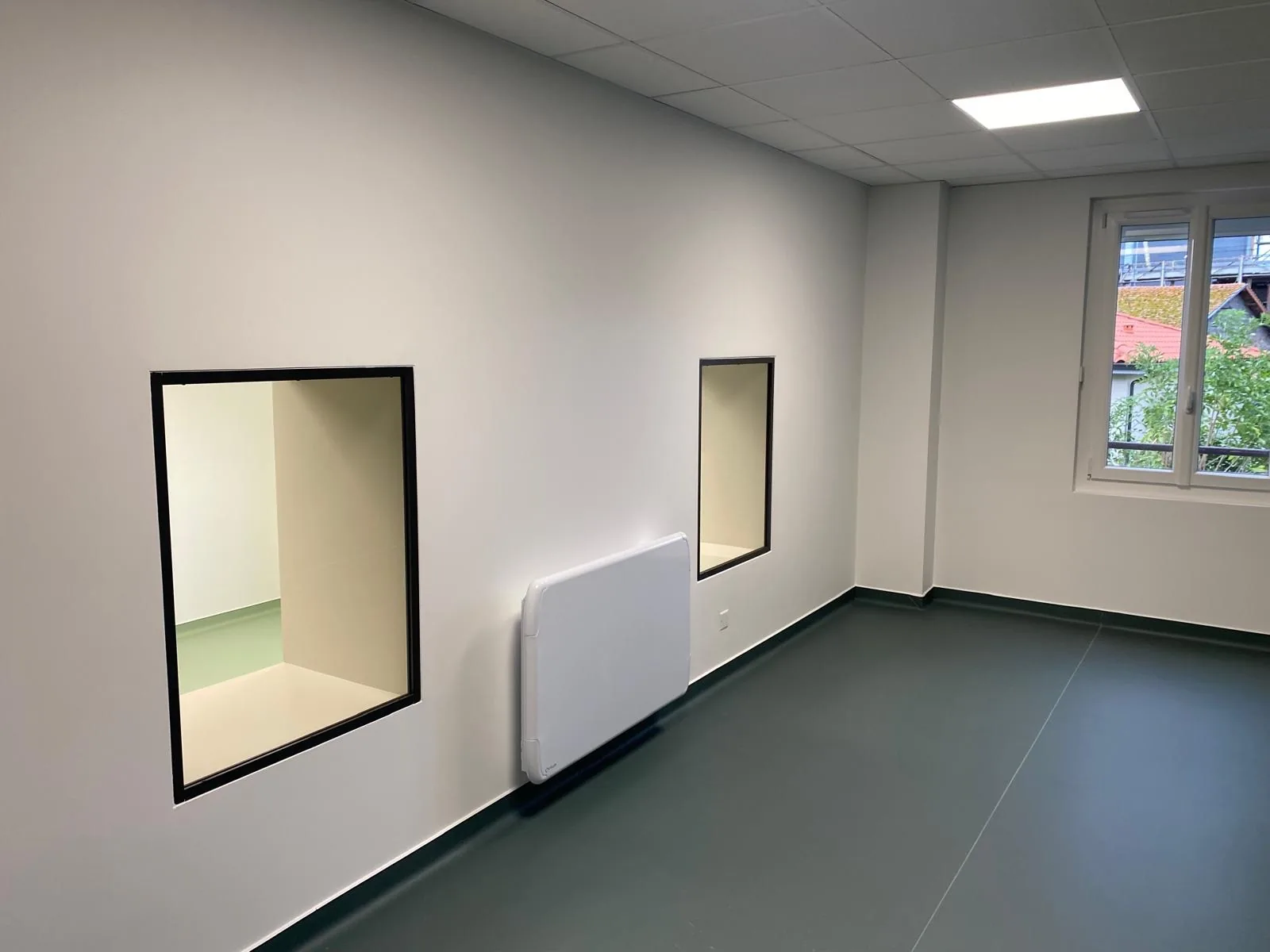 Salle de soins finitions intérieures